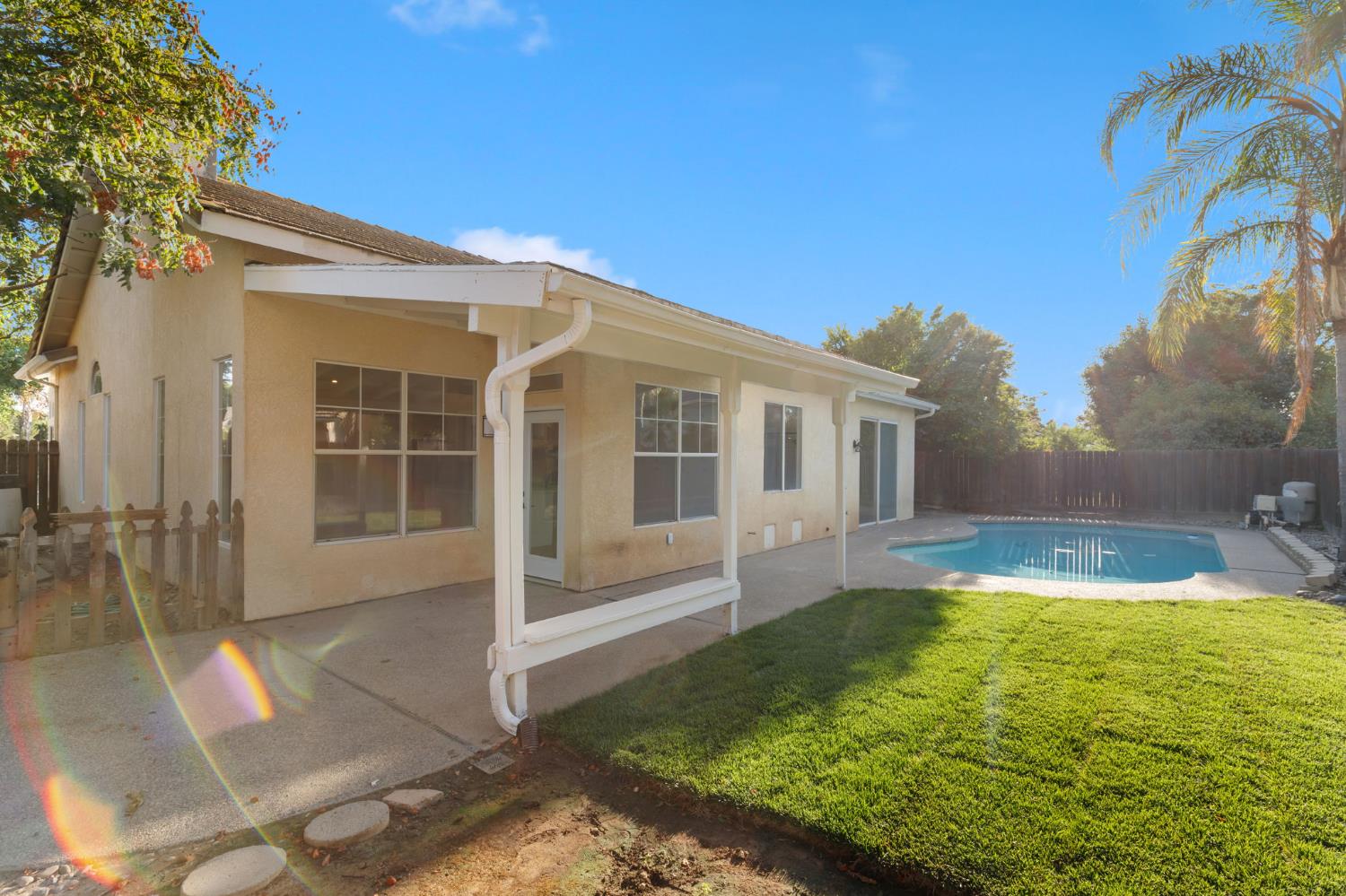 2337 Wrenwood Ave, Clovis, CA 93611