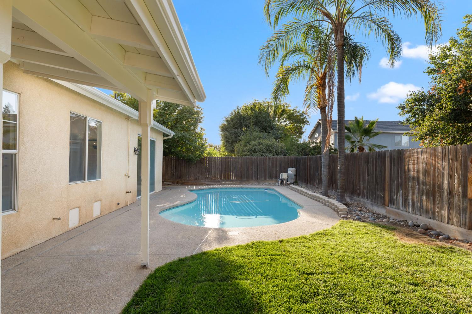 2337 Wrenwood Ave, Clovis, CA 93611