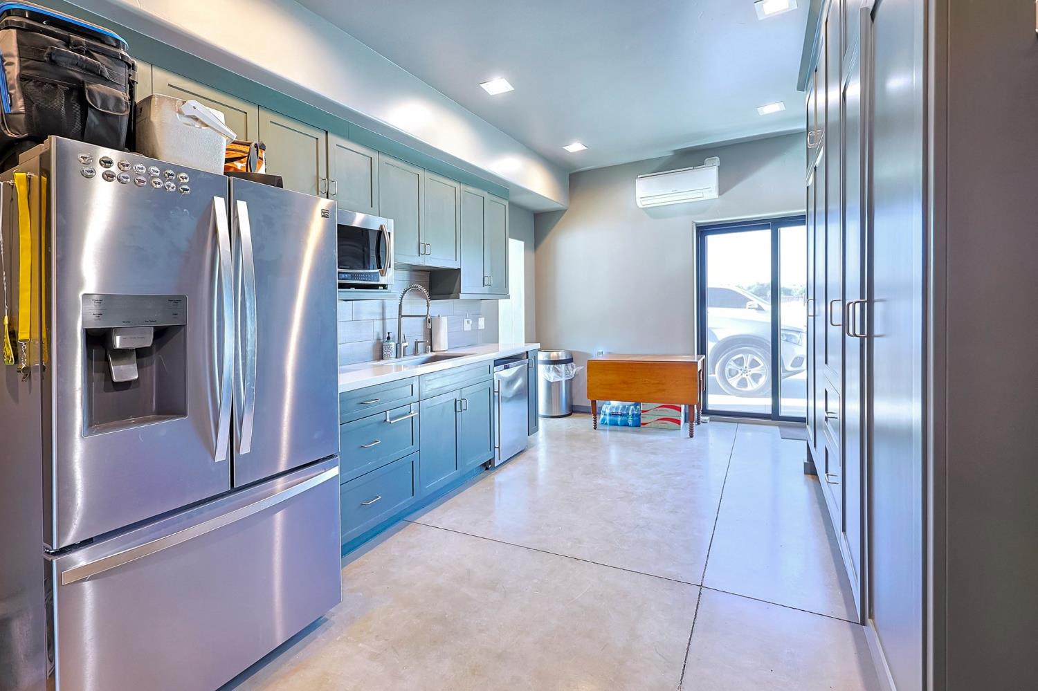 15725 Avenue 376, Visalia, CA 93292