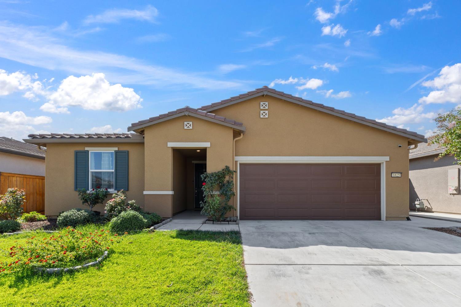 6825 E Braly Ave, Fresno, CA 93727