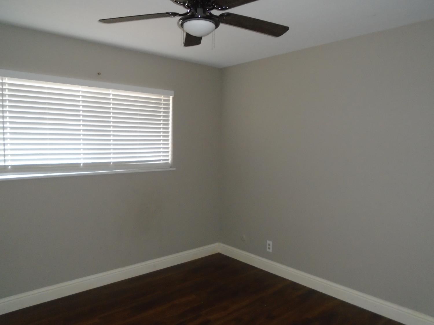 5530 N Bond St, Fresno, CA 93710