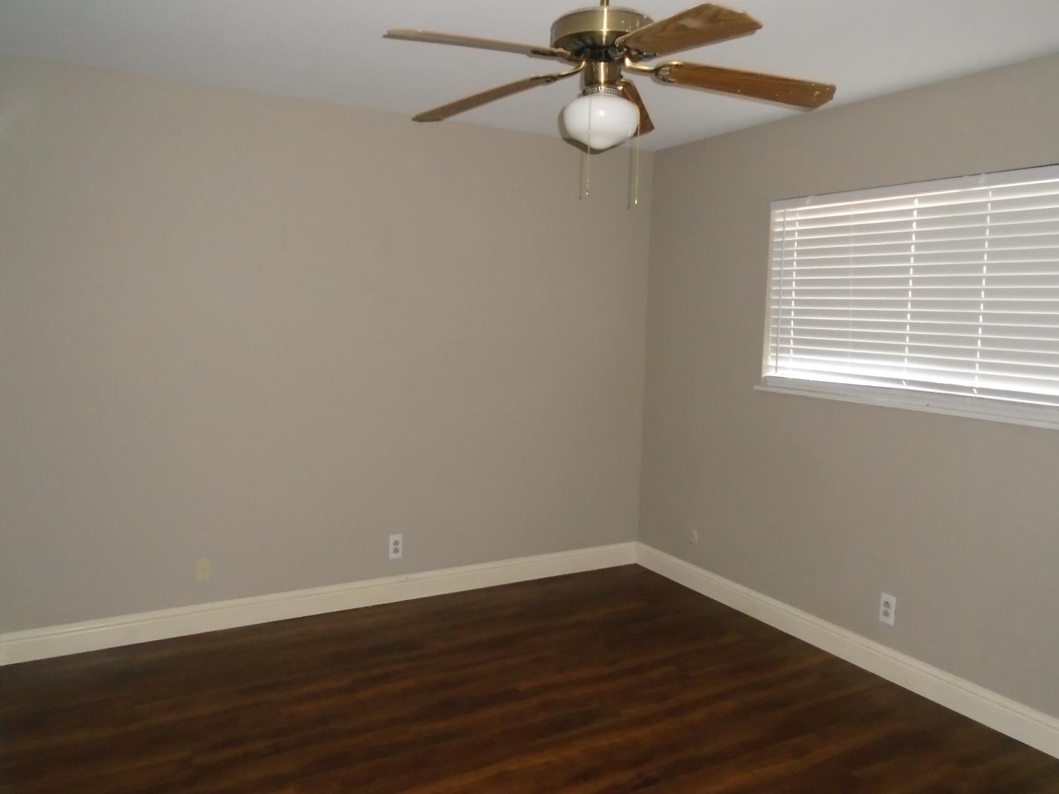 5530 N Bond St, Fresno, CA 93710