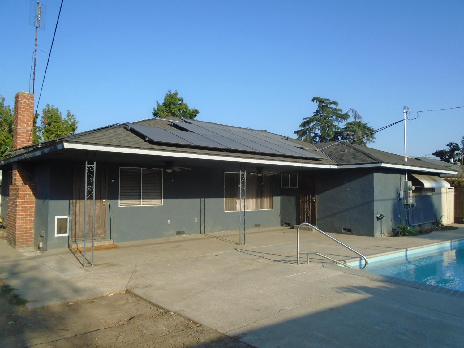 5530 N Bond St, Fresno, CA 93710