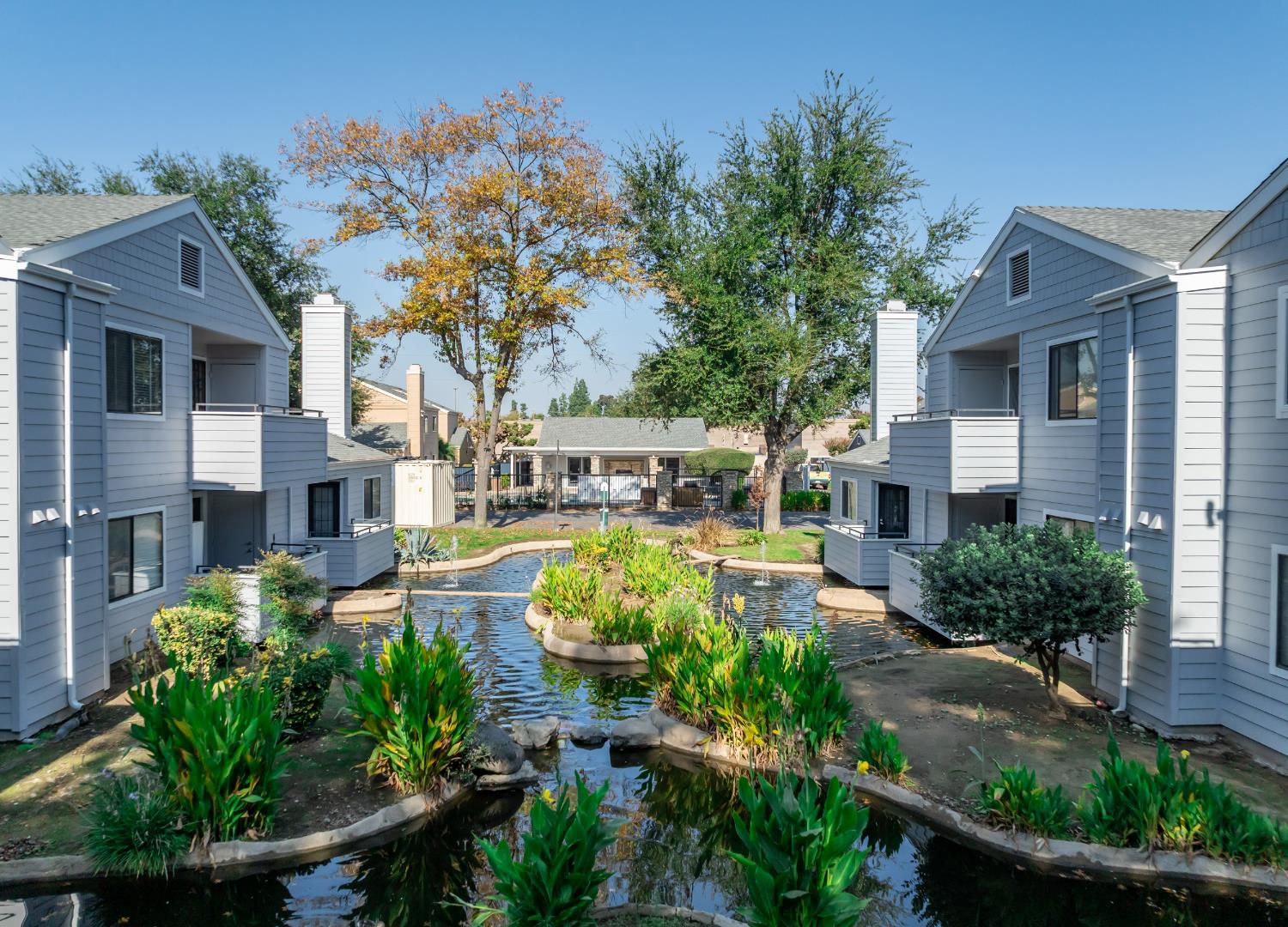 7675 N 1st St #109, Fresno, CA 93720