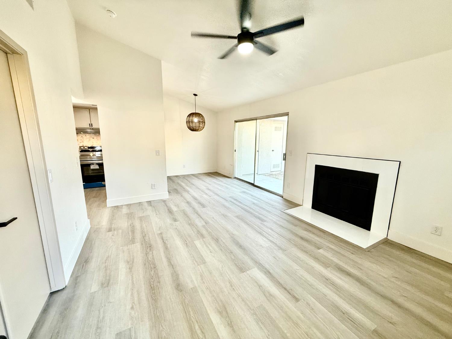 5455 N Marty Ave #172, Fresno, CA 93711