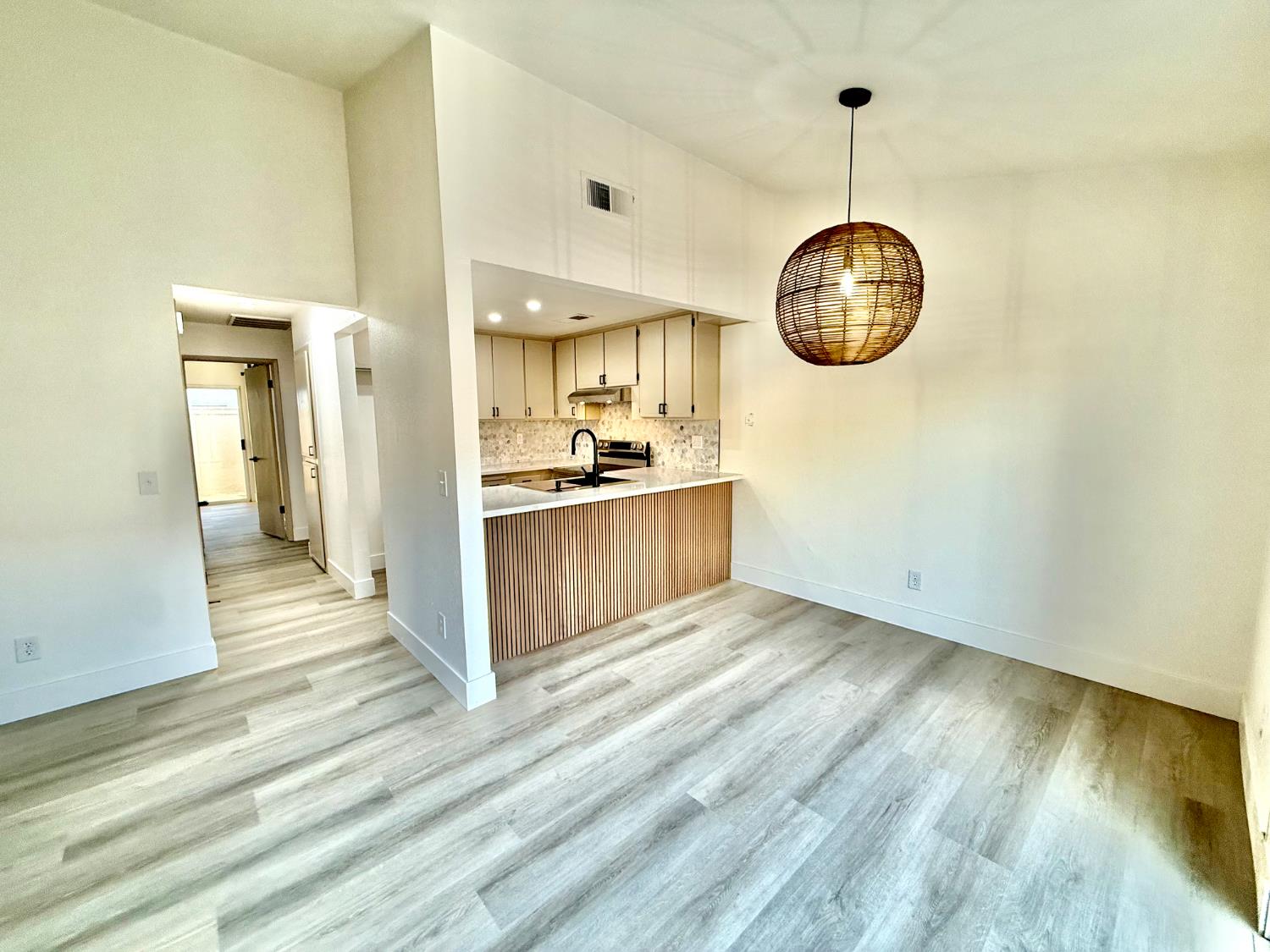 5455 N Marty Ave #172, Fresno, CA 93711