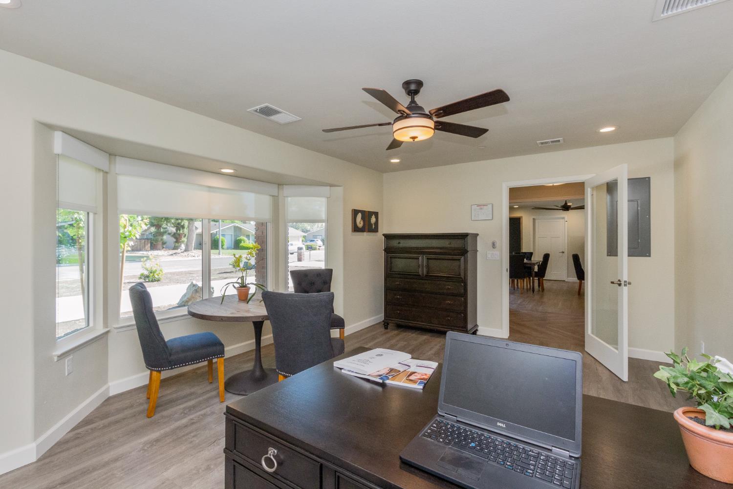 1545 W CALIMYRNA Ave W, Fresno, CA 93711