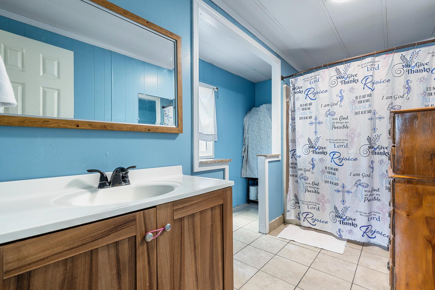 2740 W Olive #48, Fresno, CA 93728