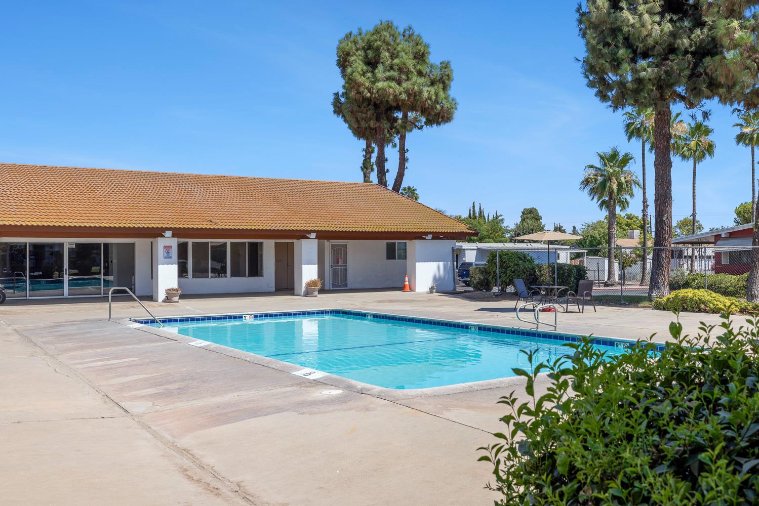 2740 W Olive #48, Fresno, CA 93728