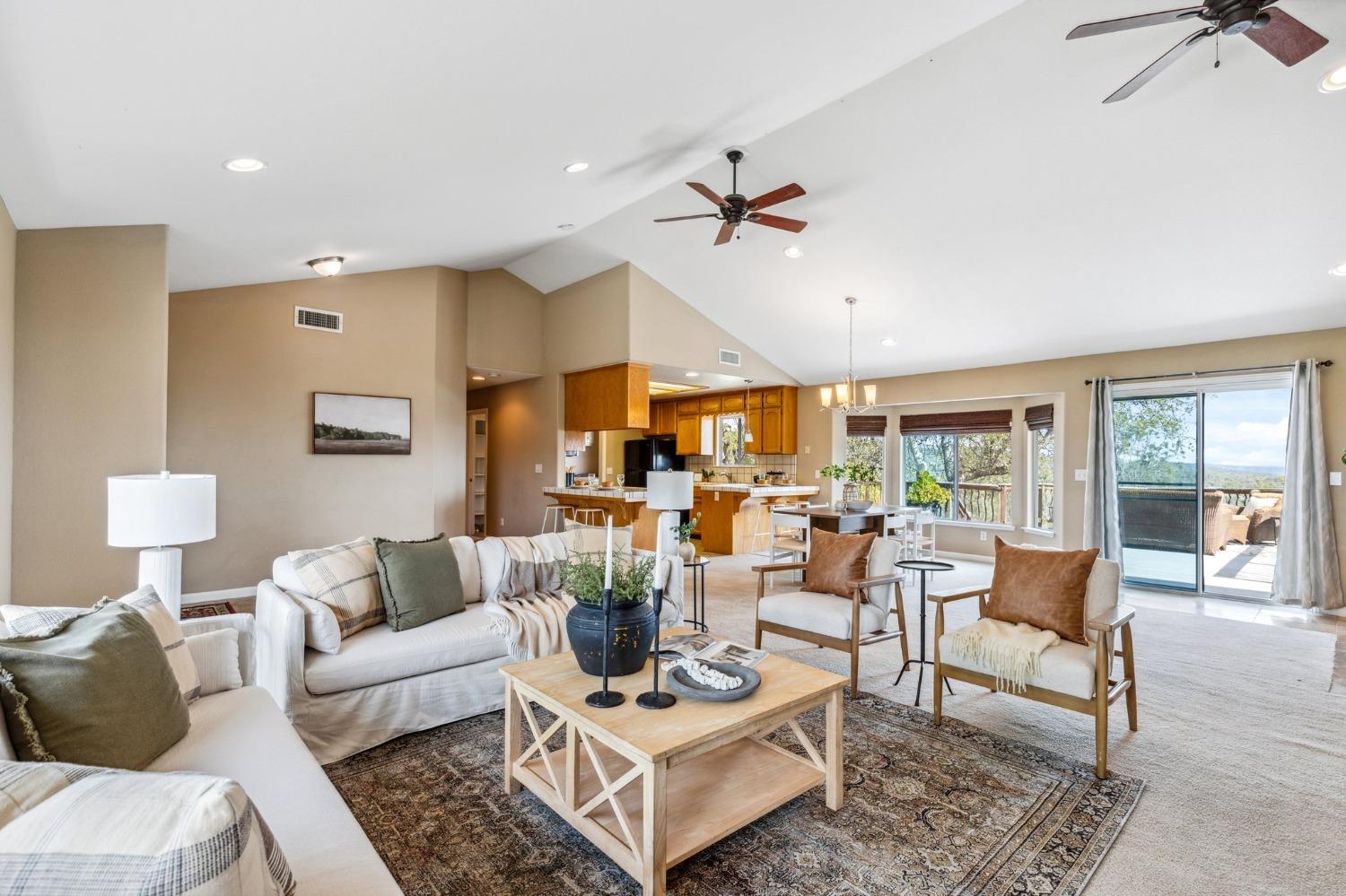 31021 Blue Heron Way, Coarsegold, CA 93614