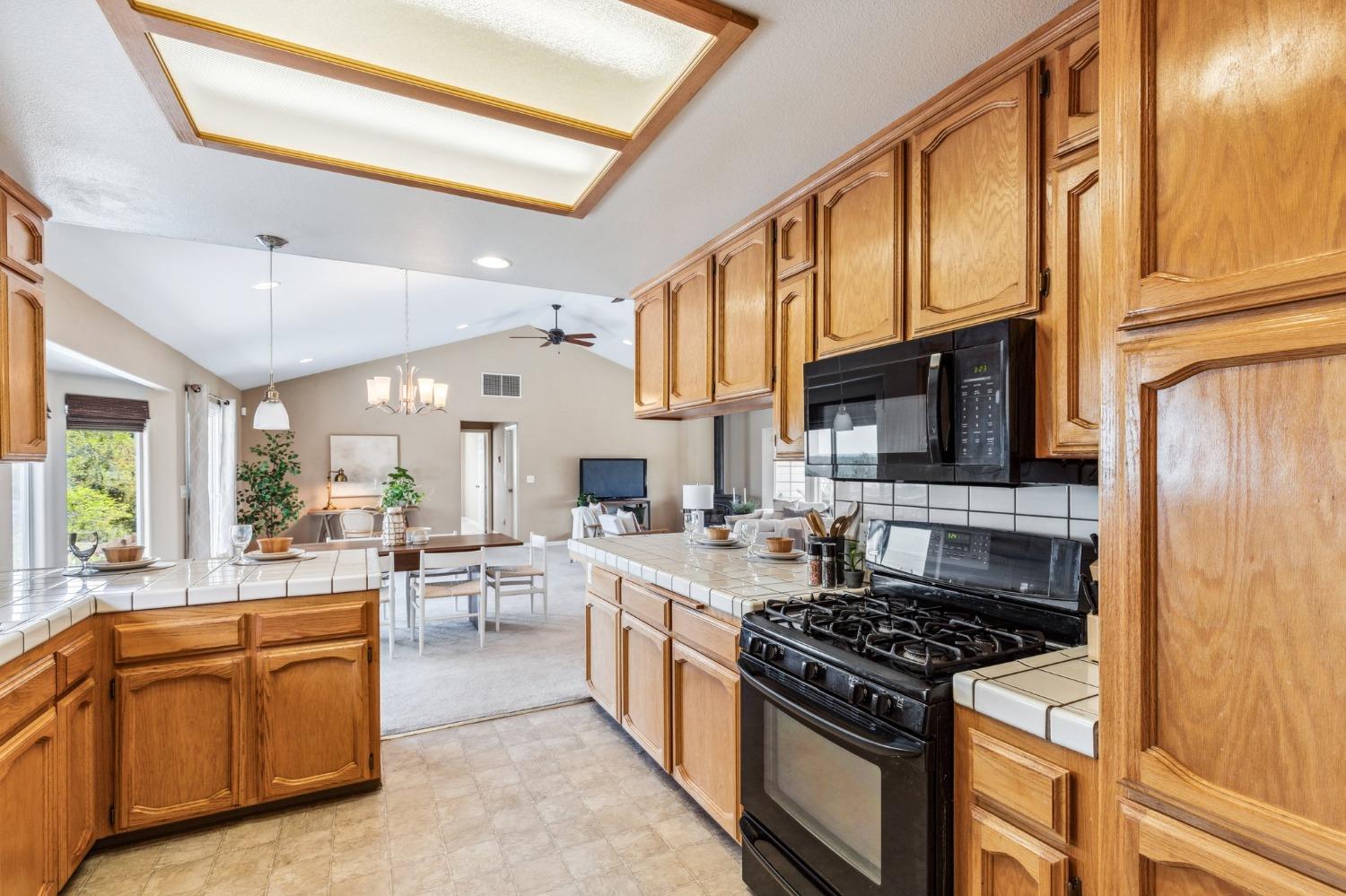 31021 Blue Heron Way, Coarsegold, CA 93614