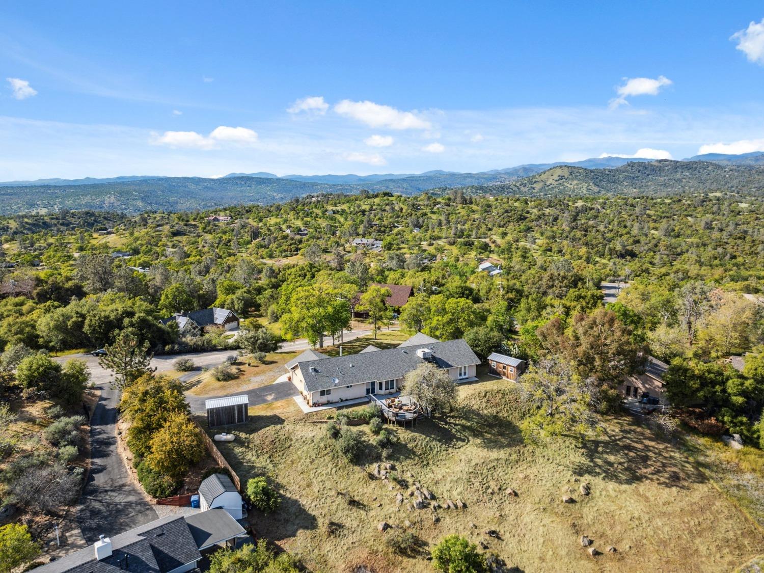 31021 Blue Heron Way, Coarsegold, CA 93614