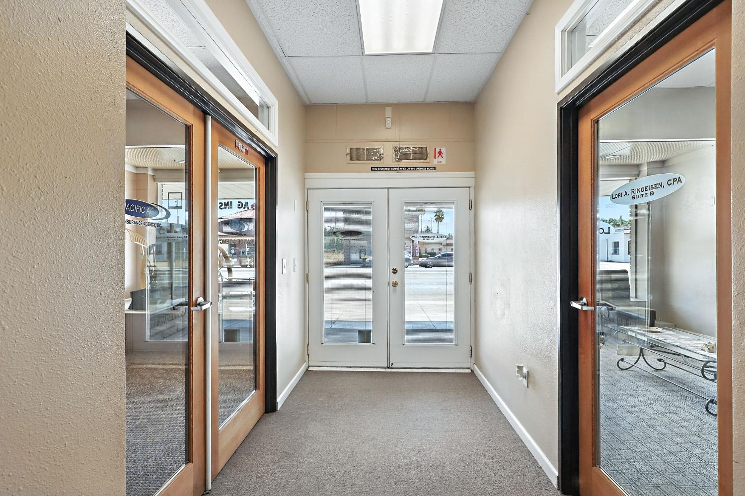 216 Robertson Blvd, Chowchilla, CA 93610