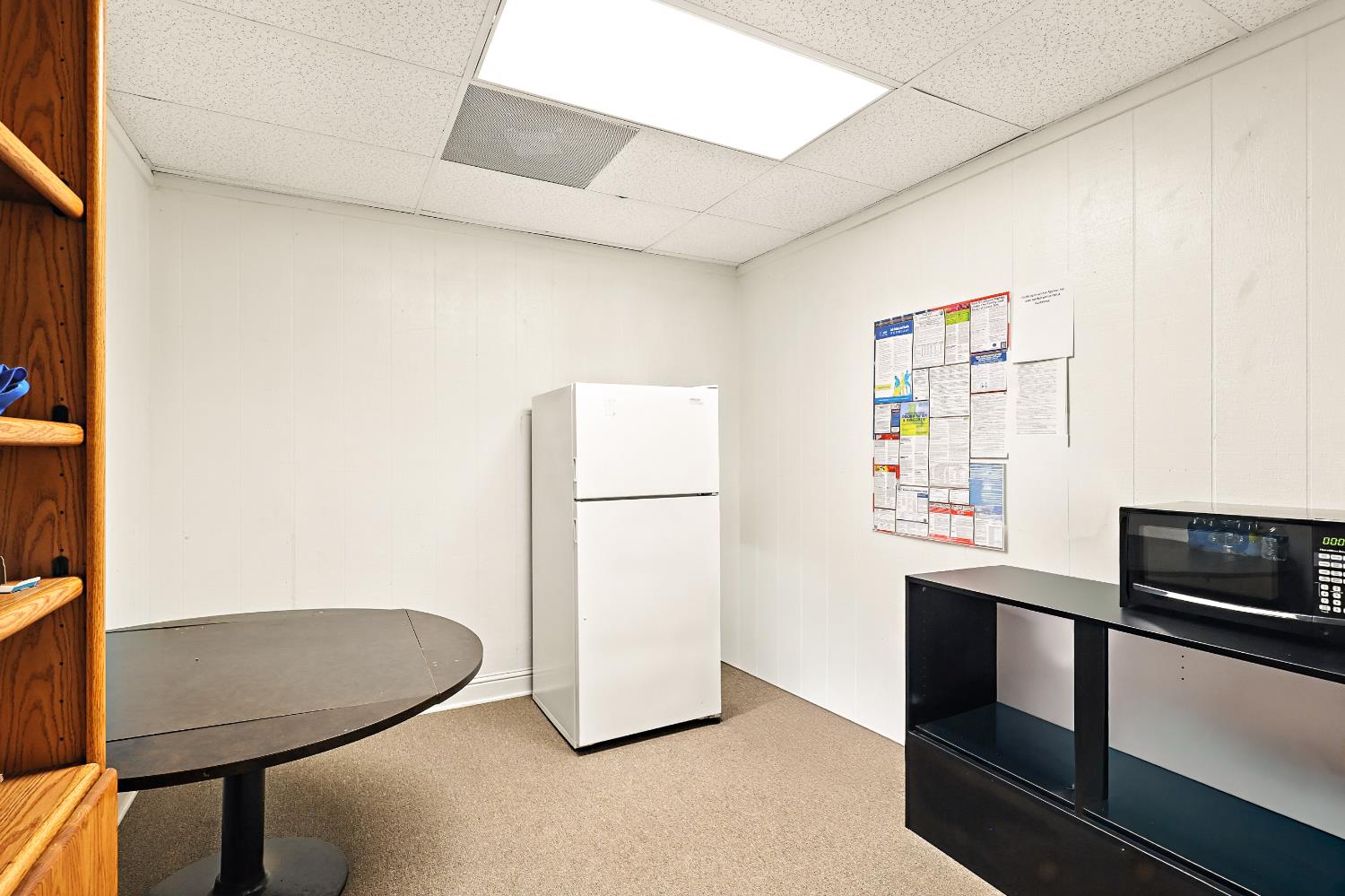 216 Robertson Blvd, Chowchilla, CA 93610