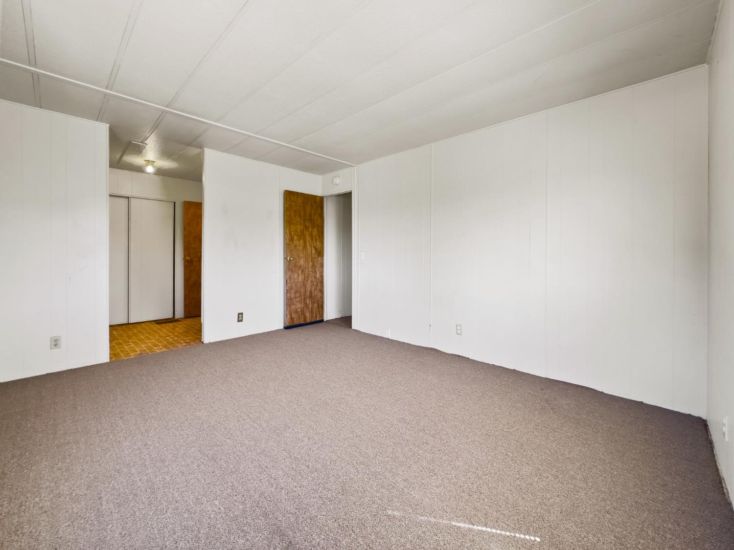 40882 Jean Rd E, Oakhurst, CA 93644