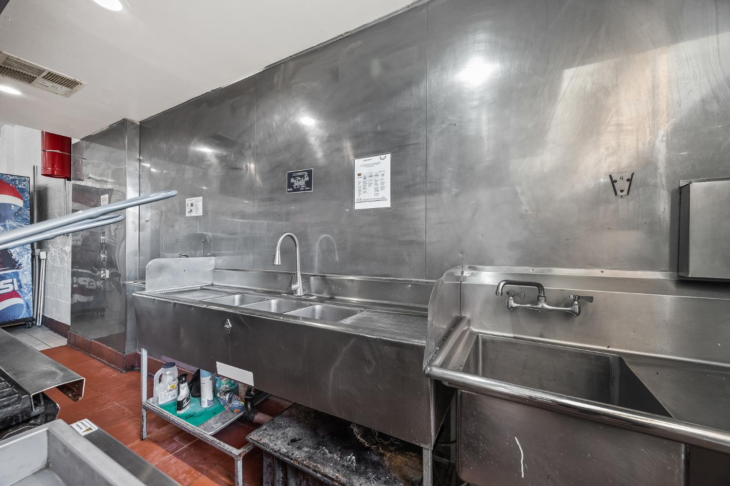 33027 Road 159, Ivanhoe, CA 93235