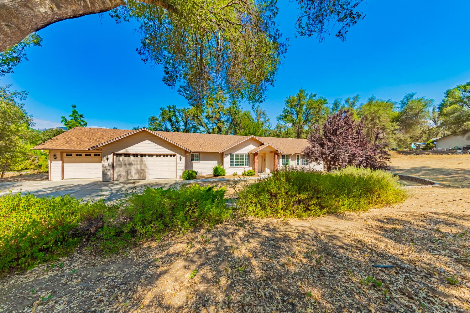 41028 Shandee Ln, Ahwahnee, CA 93601