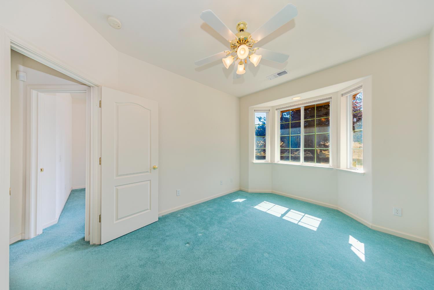 41028 Shandee Ln, Ahwahnee, CA 93601