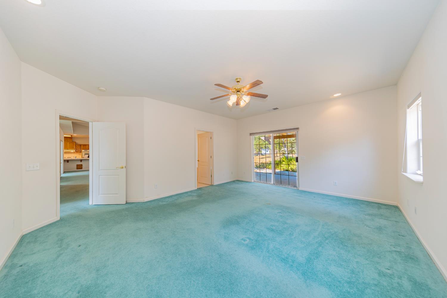 41028 Shandee Ln, Ahwahnee, CA 93601