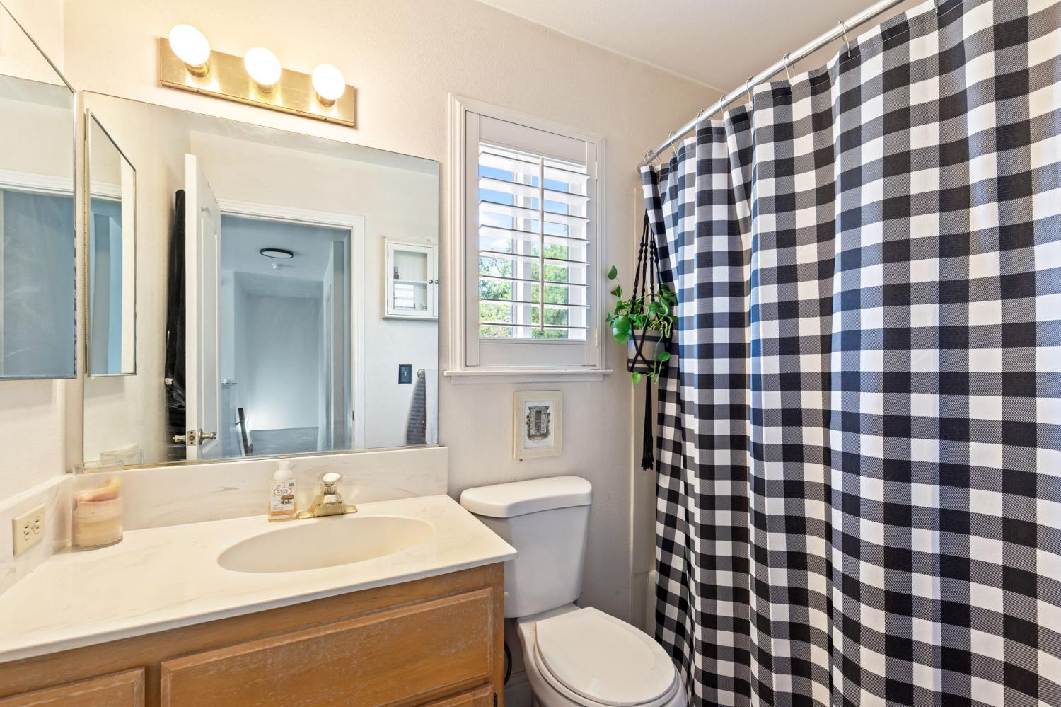 35670 Road 603, Madera, CA 93638