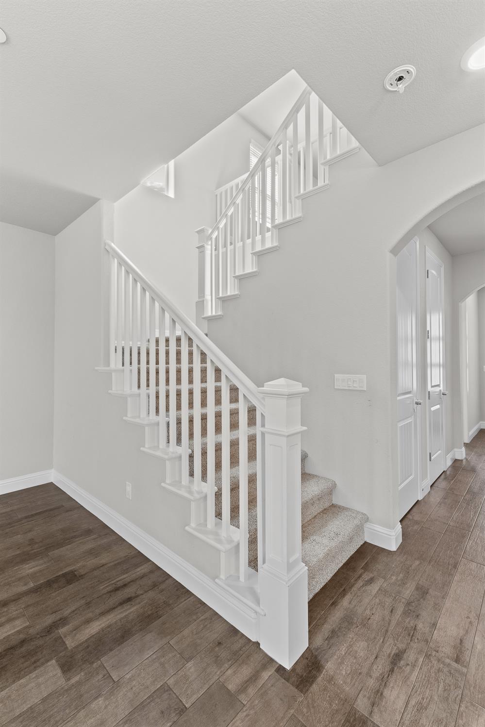 1396 E Via Prato Dr, Fresno, CA 93730