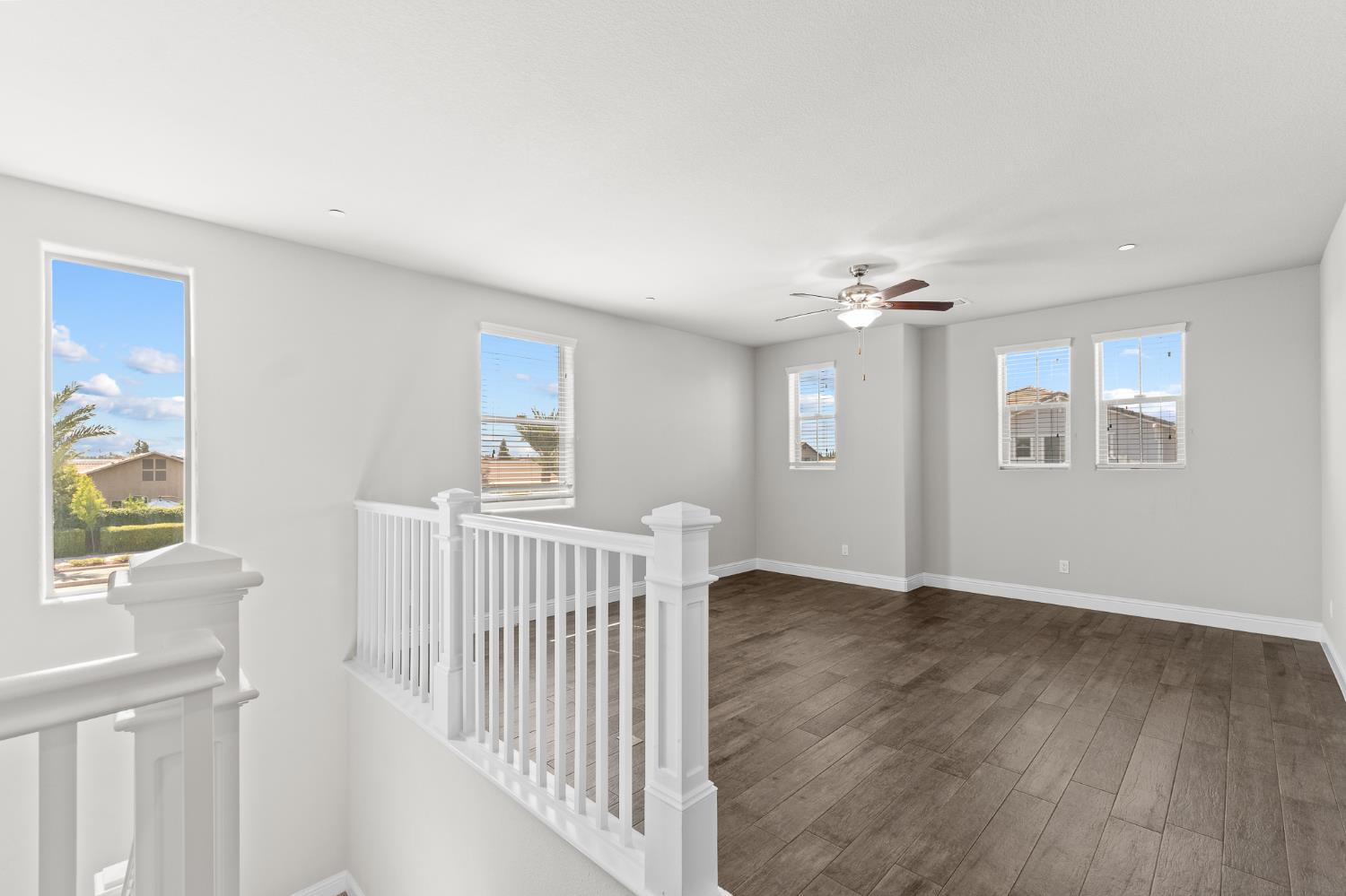 1396 E Via Prato Dr, Fresno, CA 93730