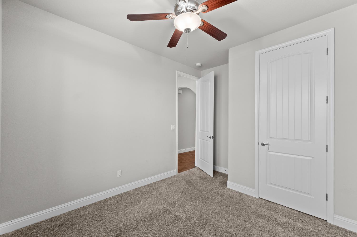 1396 E Via Prato Dr, Fresno, CA 93730