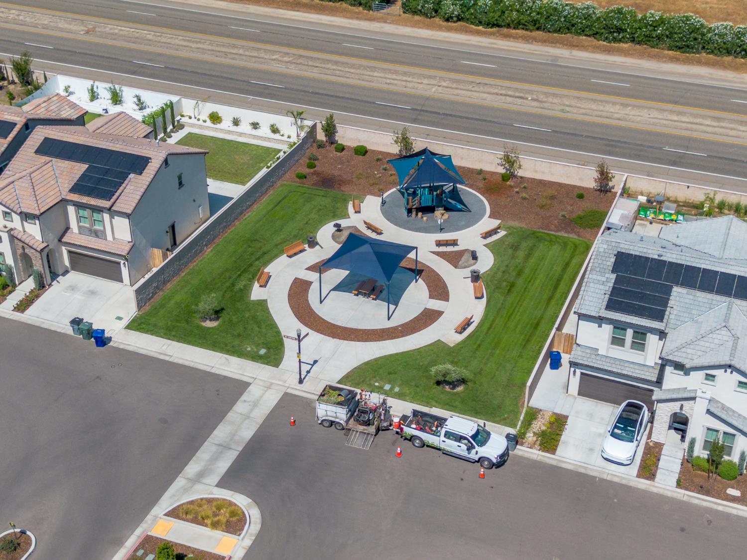 1396 E Via Prato Dr, Fresno, CA 93730