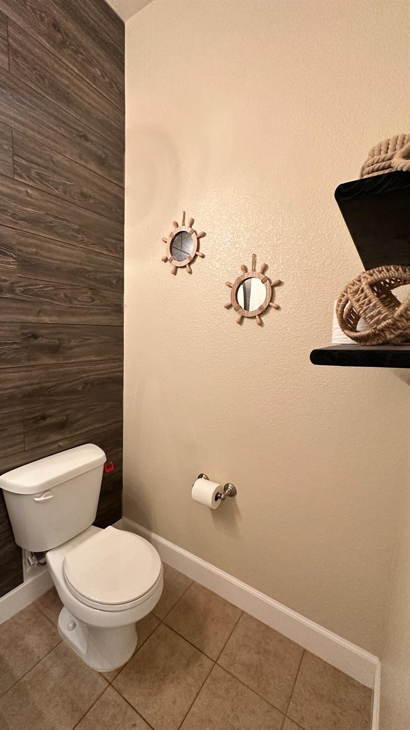 1040 Birch Run Way, Manteca, CA 95336