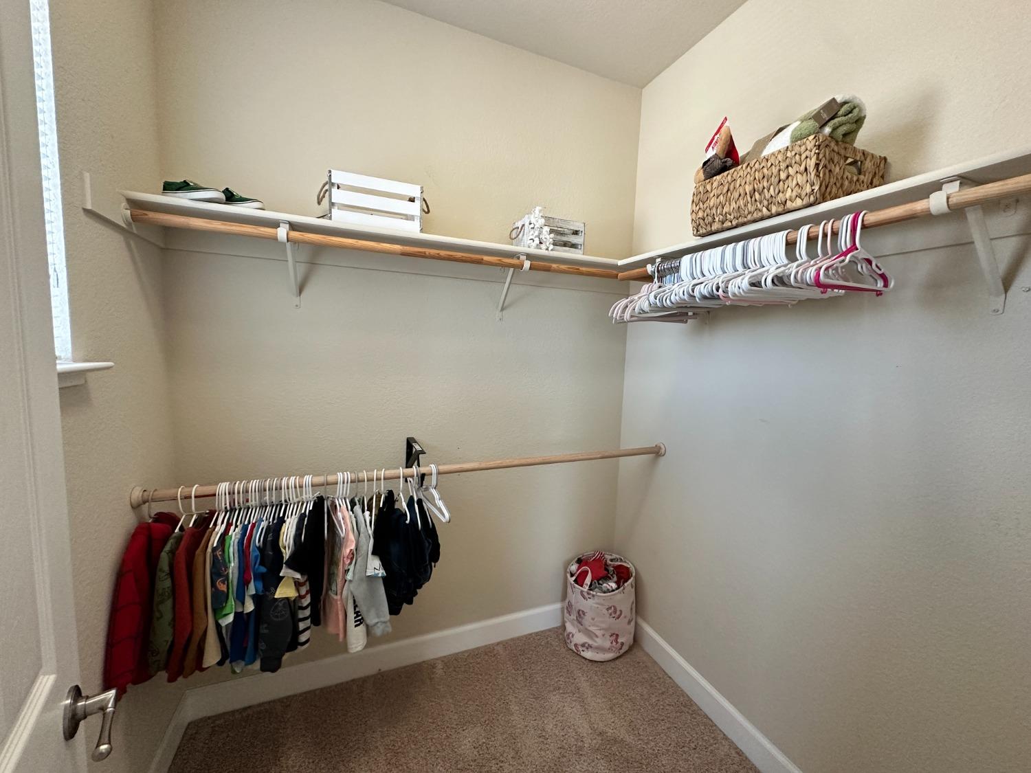 1040 Birch Run Way, Manteca, CA 95336