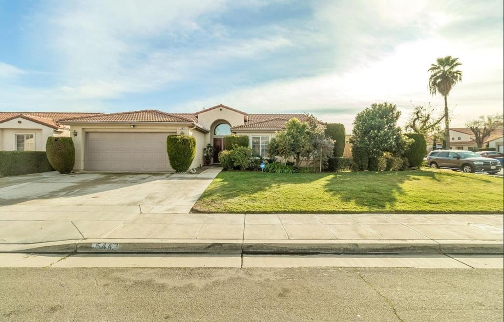 5443 W Flint Way, Fresno, CA 93722
