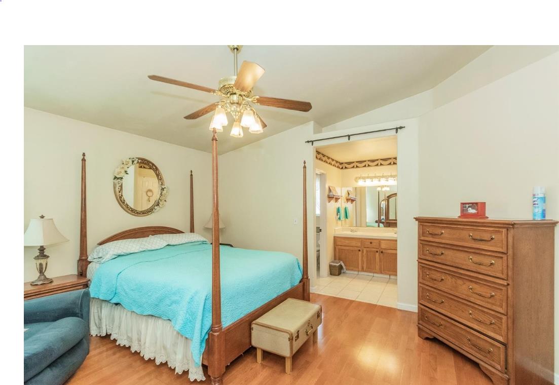 5443 W Flint Way, Fresno, CA 93722