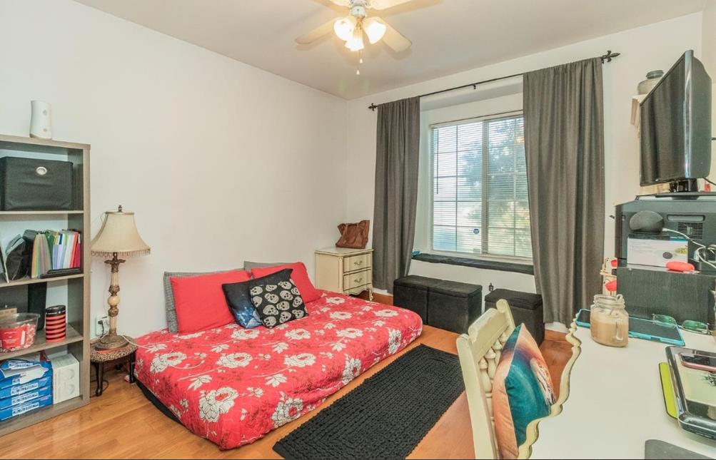 5443 W Flint Way, Fresno, CA 93722