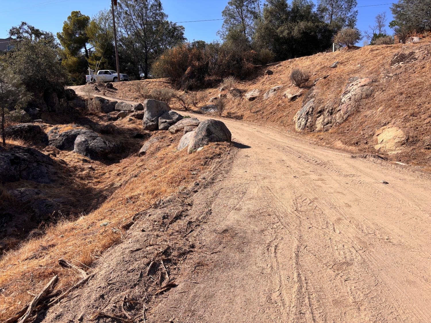 1713 S Long Hollow Ct S, Coarsegold, CA 93614