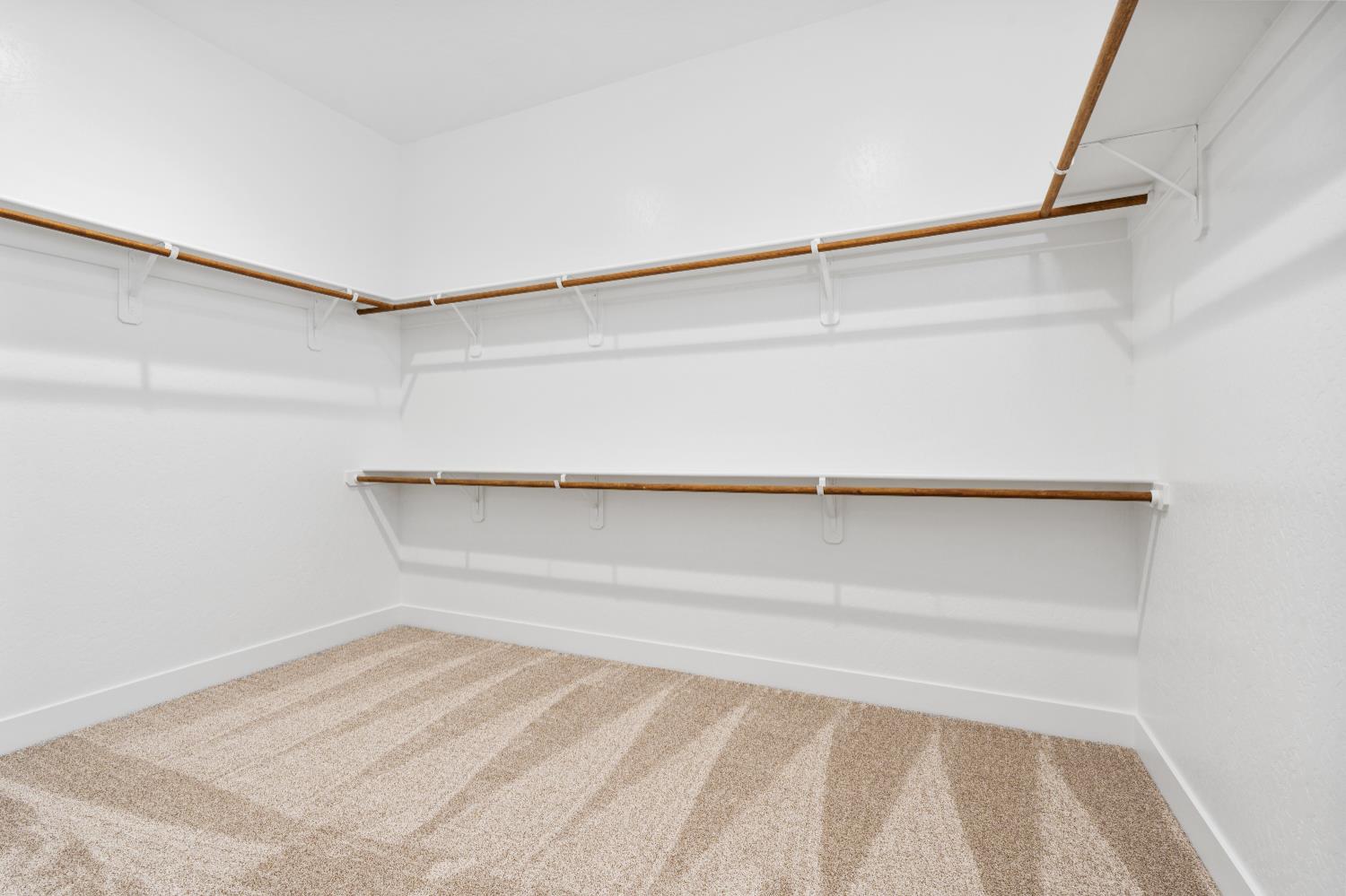 1386 N Fordham Ave, Clovis, CA 93619