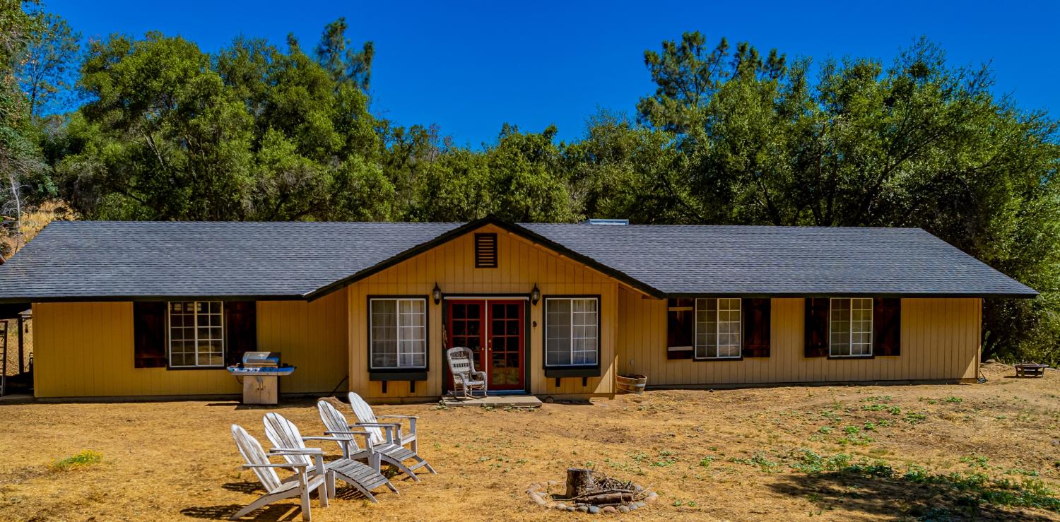 49610 House Ranch Rd, O neals, CA 93645