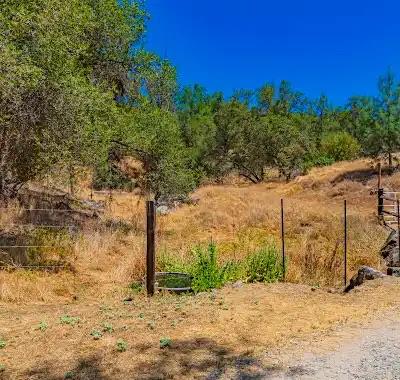49610 House Ranch Rd, O neals, CA 93645