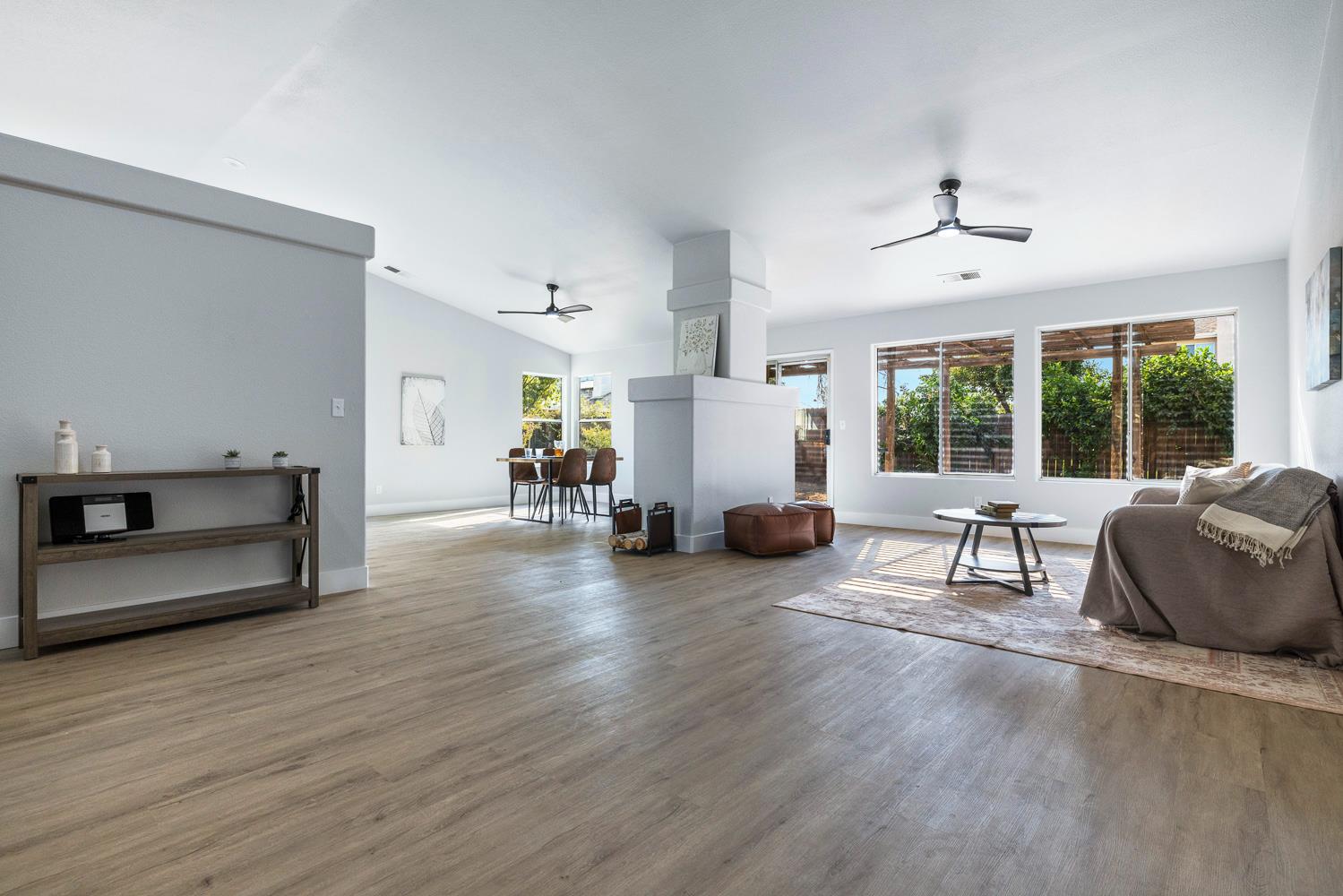 3514 Hornet Ave, Clovis, CA 93611