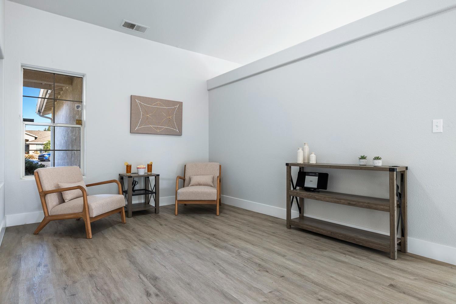 3514 Hornet Ave, Clovis, CA 93611