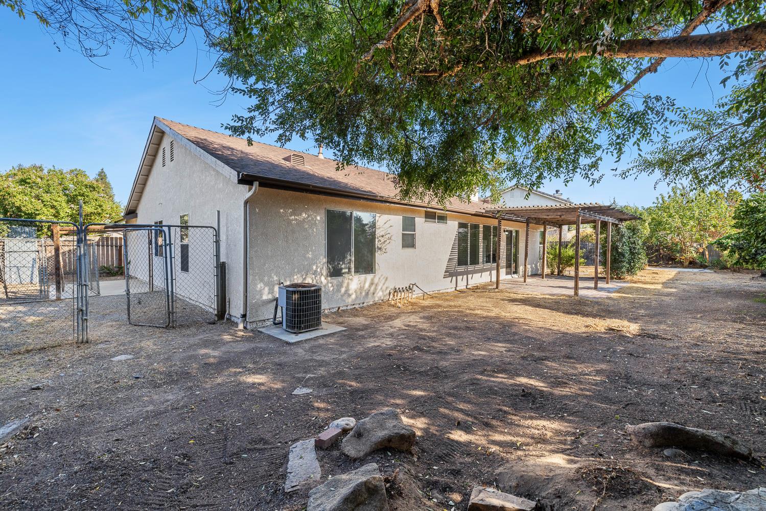 3514 Hornet Ave, Clovis, CA 93611