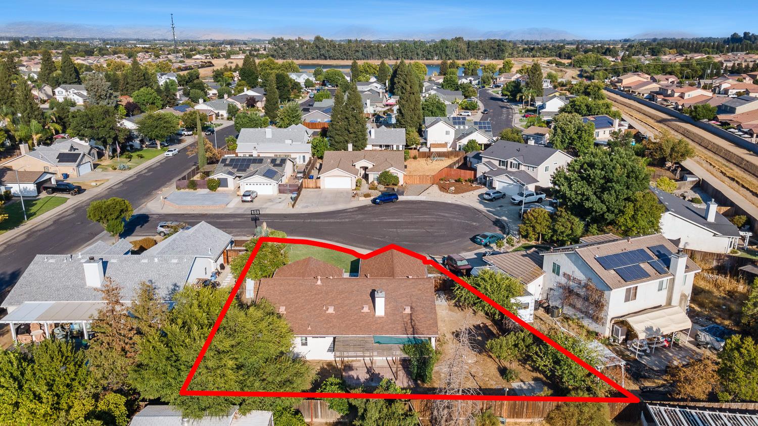 3514 Hornet Ave, Clovis, CA 93611