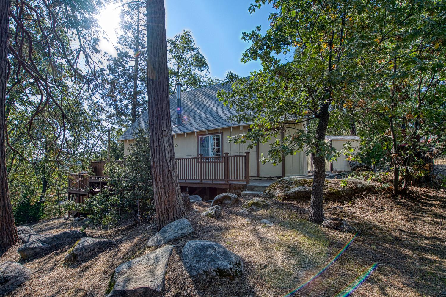 41436 Meadow Ln, Auberry, CA 93602