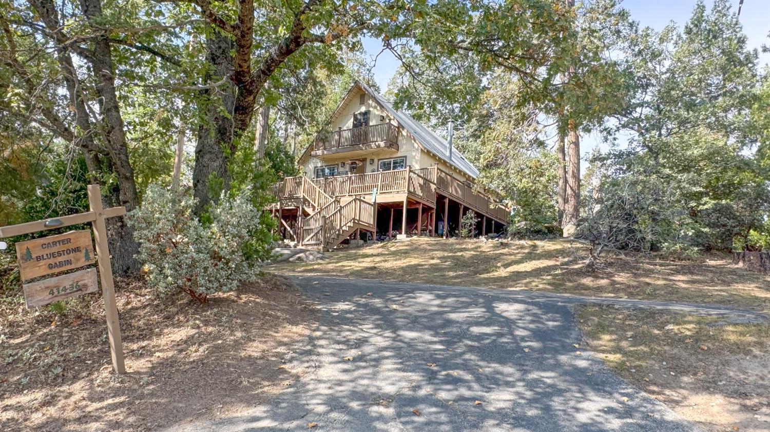 41436 Meadow Ln, Auberry, CA 93602