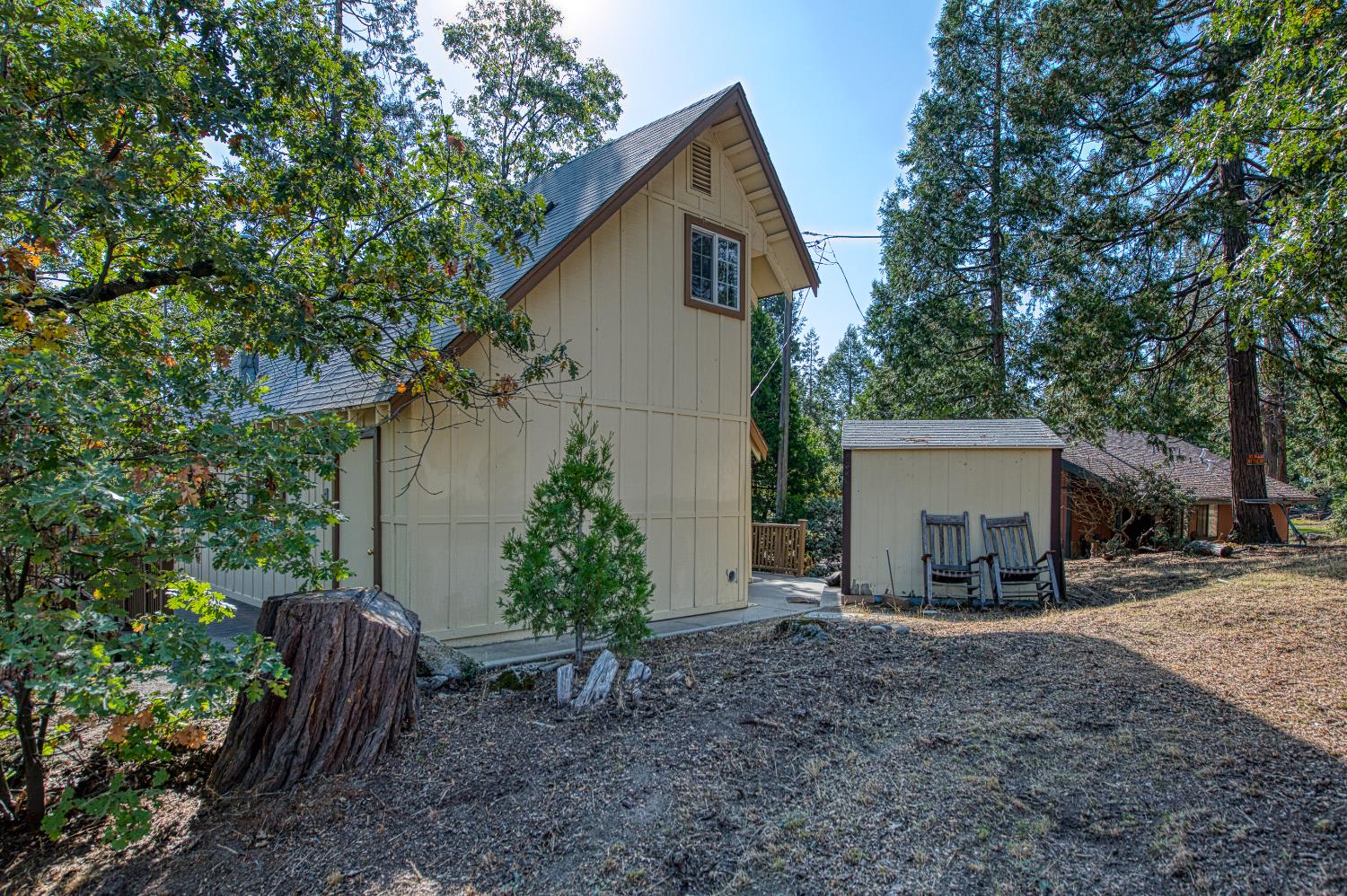 41436 Meadow Ln, Auberry, CA 93602