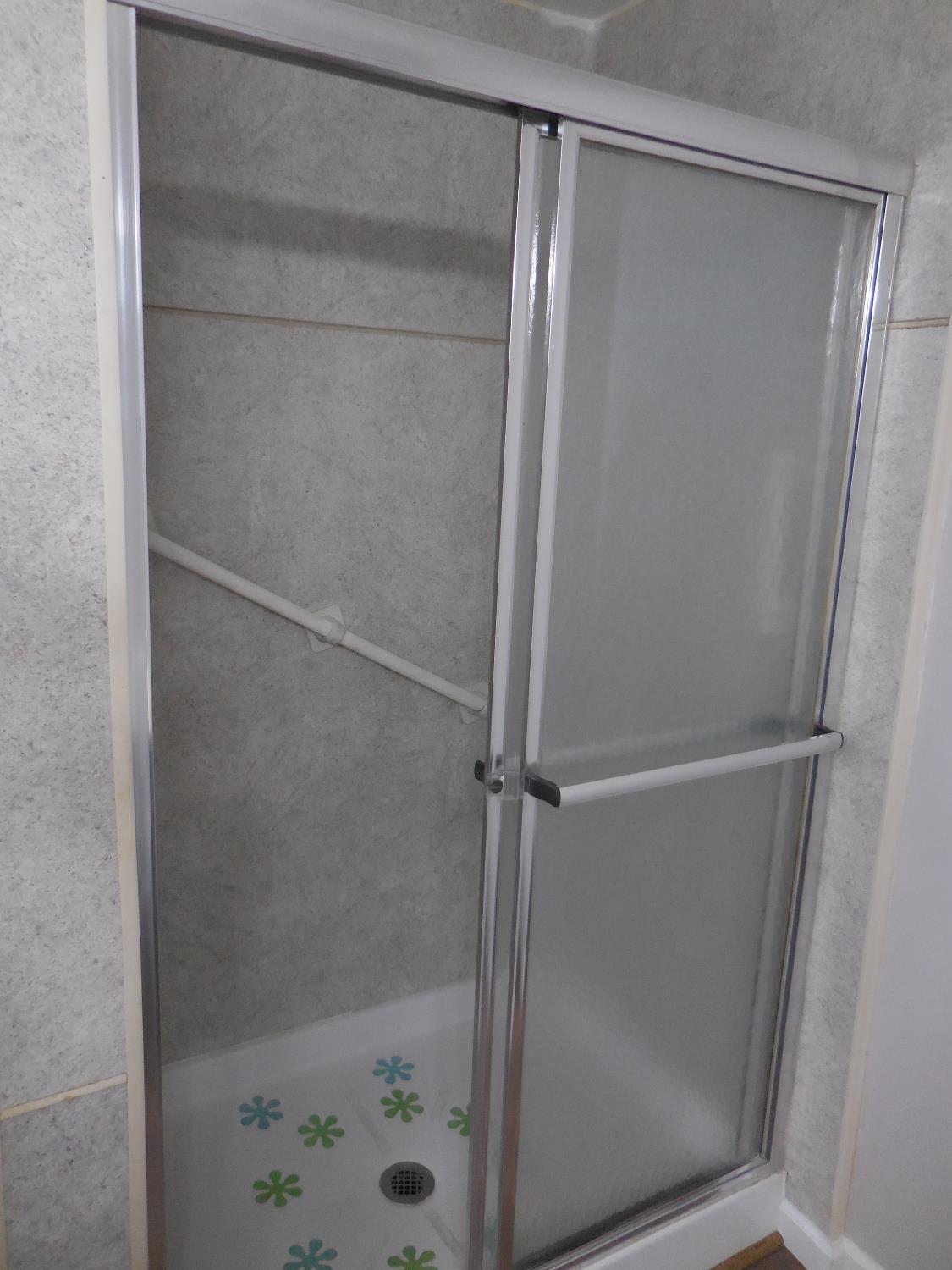 221 W Herndon Ave #49, Pinedale, CA 93650