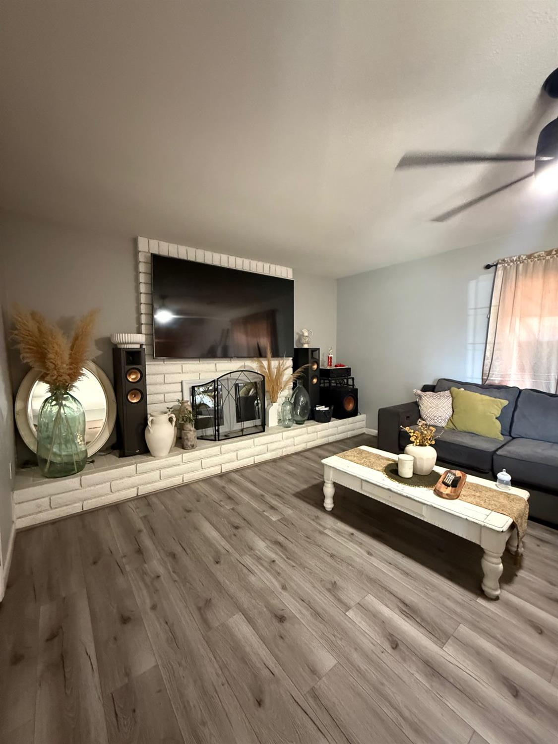 1023 Aram Ave, Madera, CA 93637