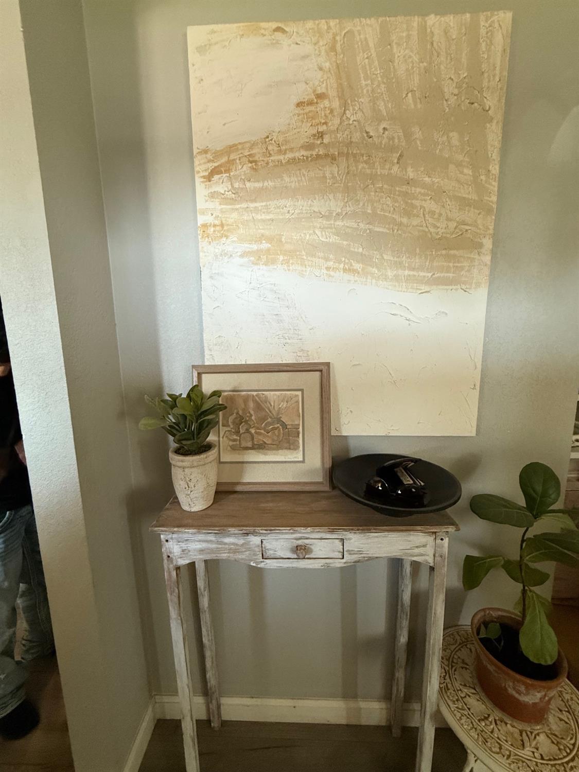 1023 Aram Ave, Madera, CA 93637