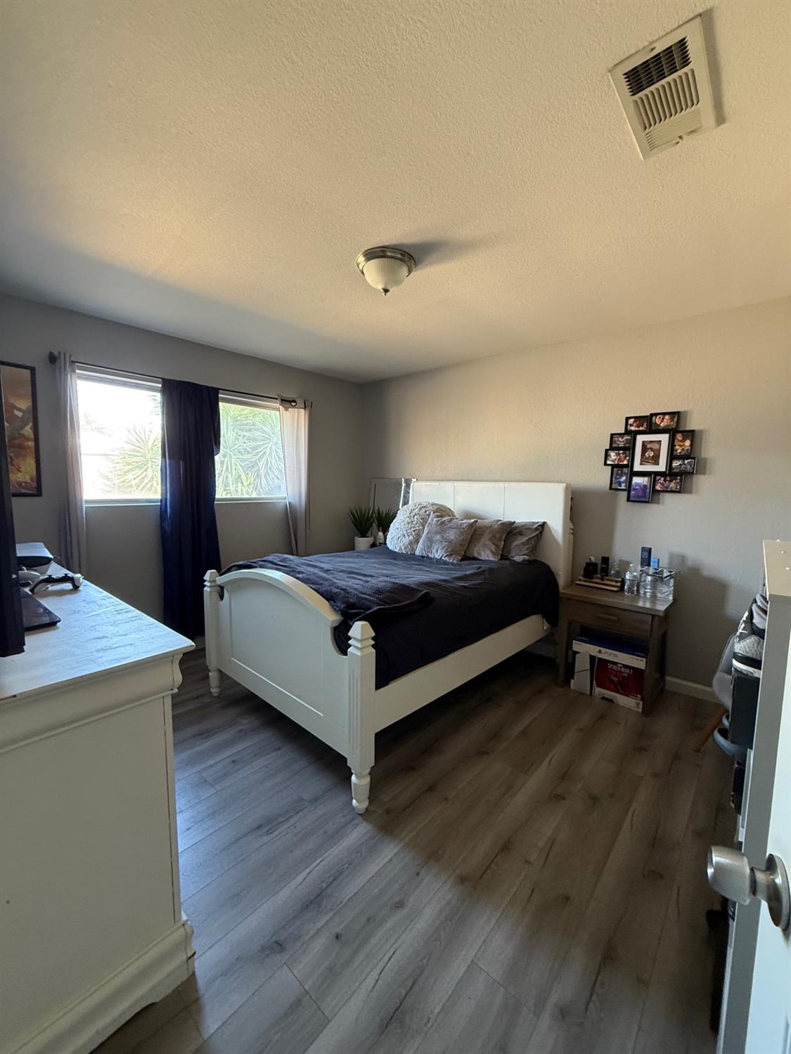 1023 Aram Ave, Madera, CA 93637