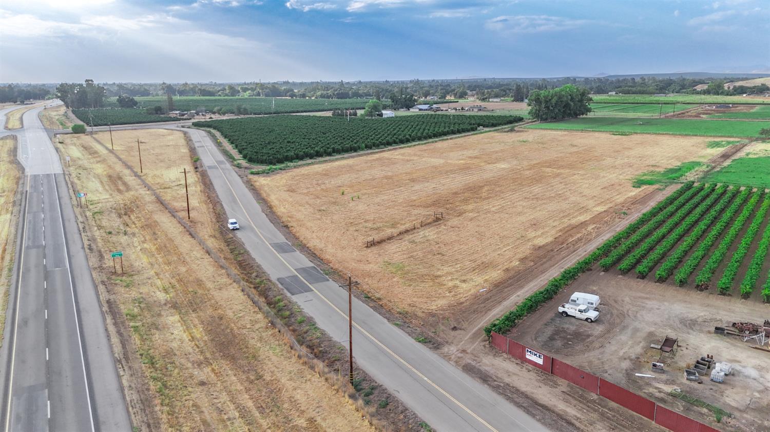 19196 King Canyan Road E, Sanger, CA 93657