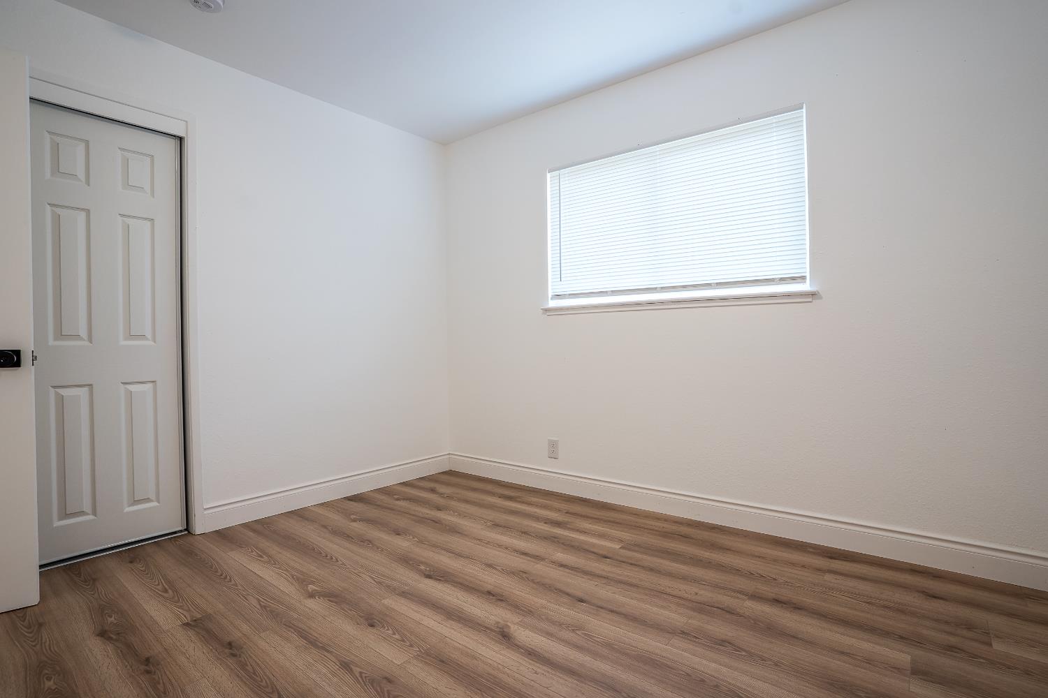 85 Acacia Dr, Sanger, CA 93657